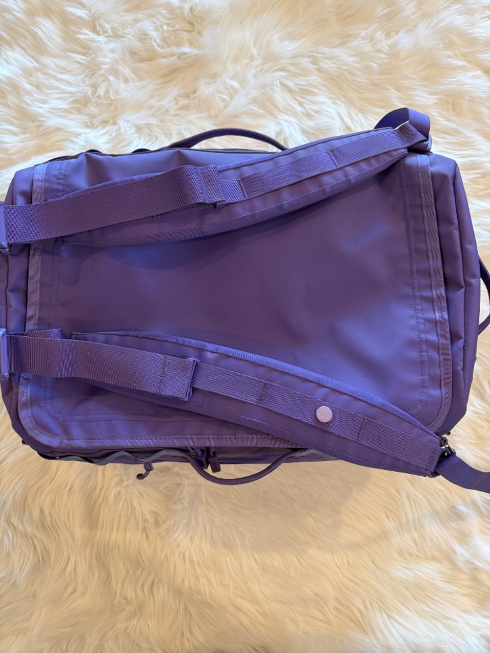 Baboon to the Moon Go Bag Mini 32L - Picture 3 of 11